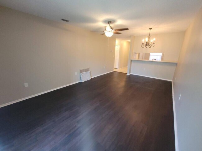 Foto del edificio - 2917 Wainwright Ct