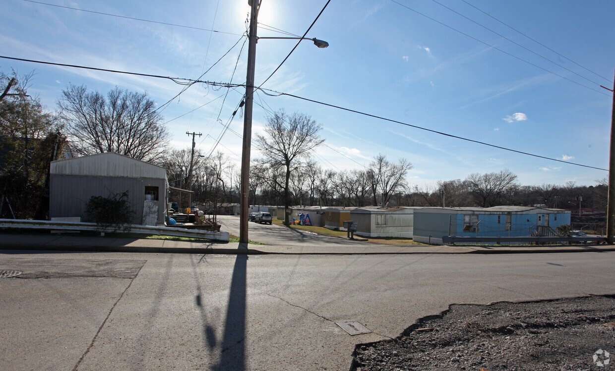 Foto principal - 198 Gatewood Ave