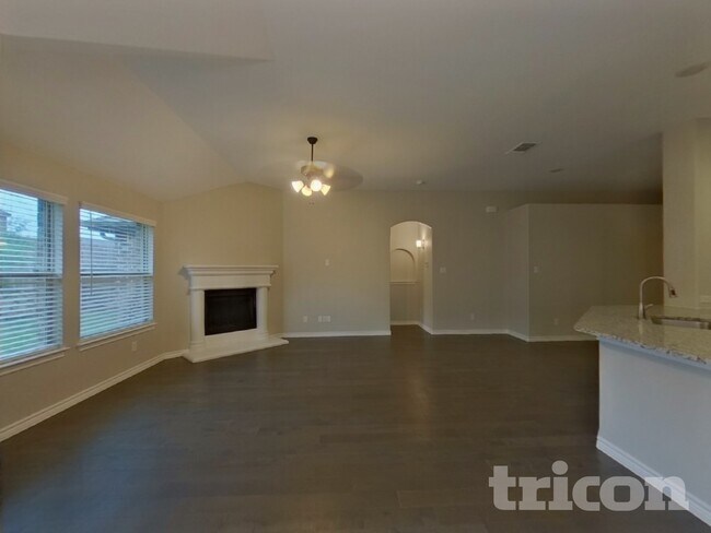 Foto del edificio - 4212 Ambergate Dr