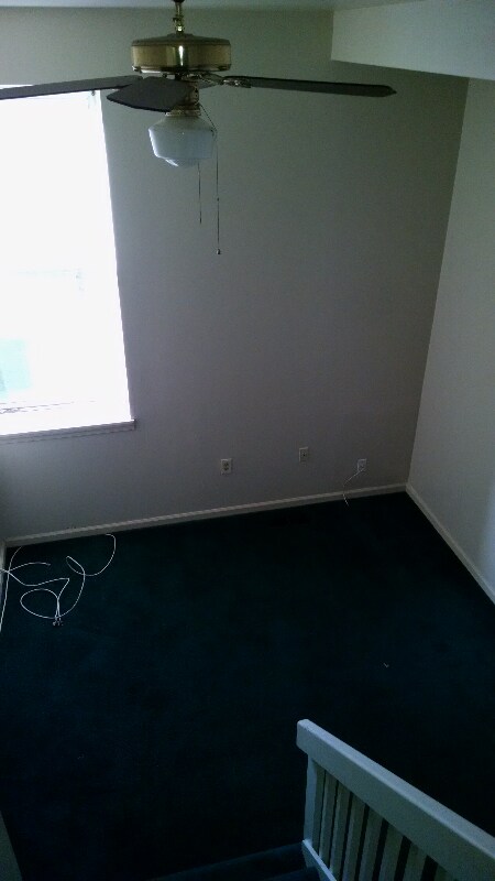 Building Photo - 160 N York St