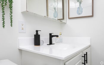 Building Photo - ReNew Mt. Vernon