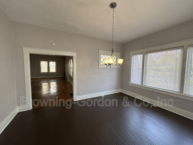 Foto del edificio - 1415 Acklen Ave