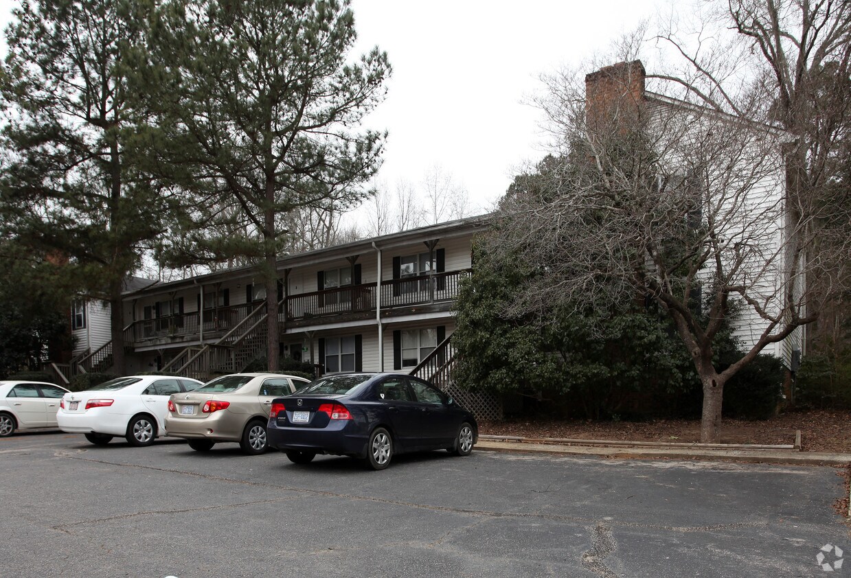 Building Photo - 703 Stadium Dr