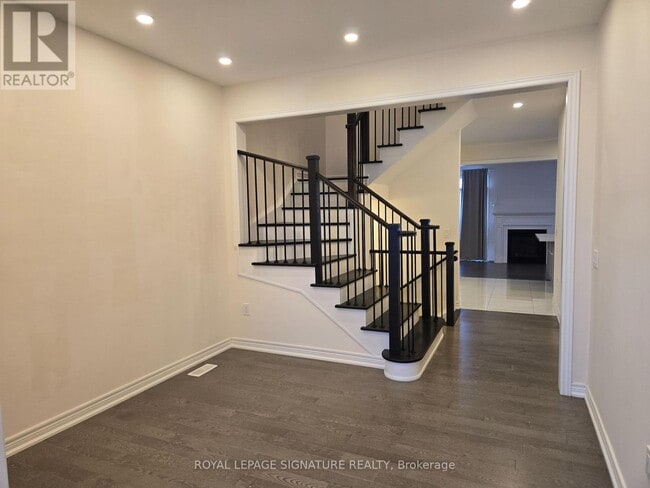 Building Photo - 8 Beasley Grove