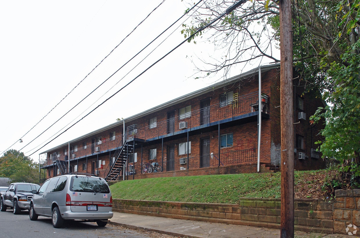 Building Photo - 624 Mulberry St