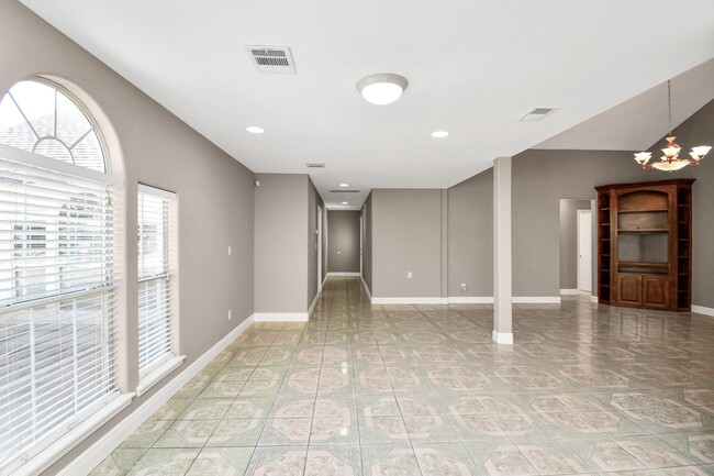 Building Photo - 3503 Nayland Rock Dr