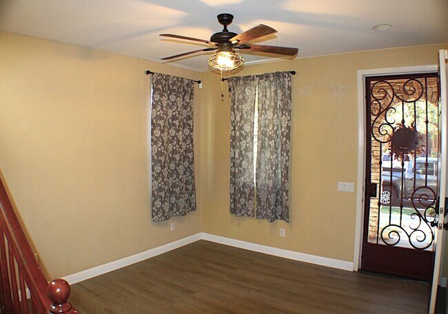 Foto del edificio - Stunning Temecula Home with Full Solar and...