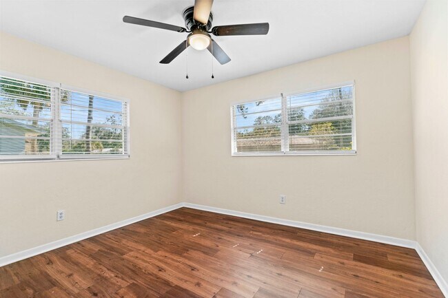 Building Photo - Great NW 3 bedroom 2 bath home