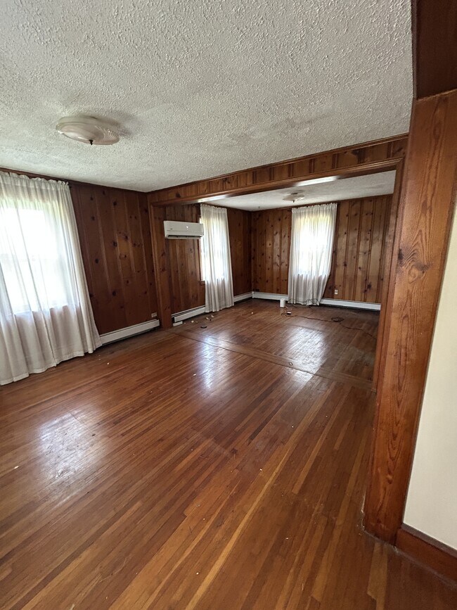 Foto del edificio - 12200 Leetown Rd