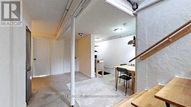 Building Photo - 3 Robert Hicks Dr