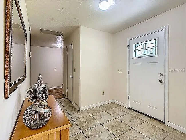 Foto del edificio - 4476 Fairview Ave