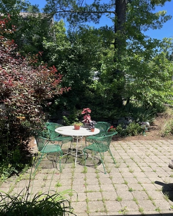 Foto principal - 102 Longmeadow Ln