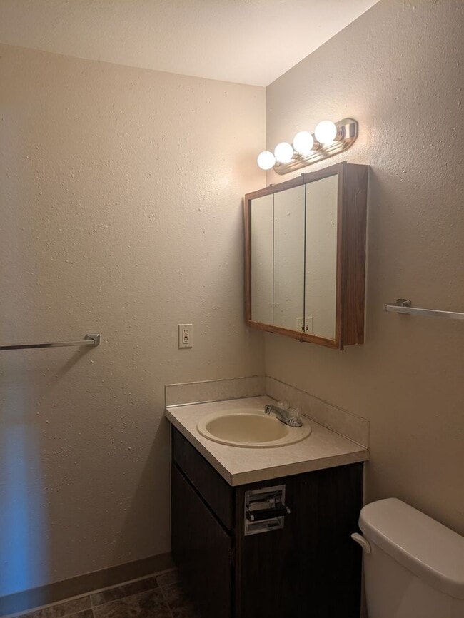 Interior Photo - Kingston Manor