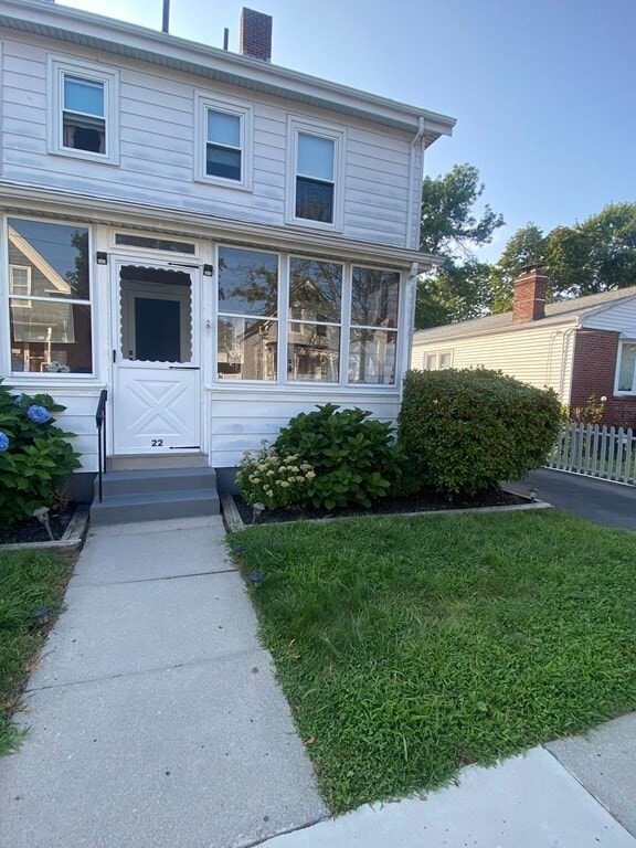 22 Buchanan St, Winthrop, MA 02152 Townhome Rentals in Winthrop MA