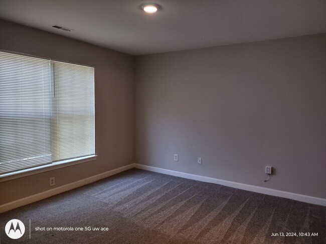 Building Photo - Great Ranch Style Home!