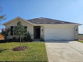 Building Photo - 928 Cayden Dr