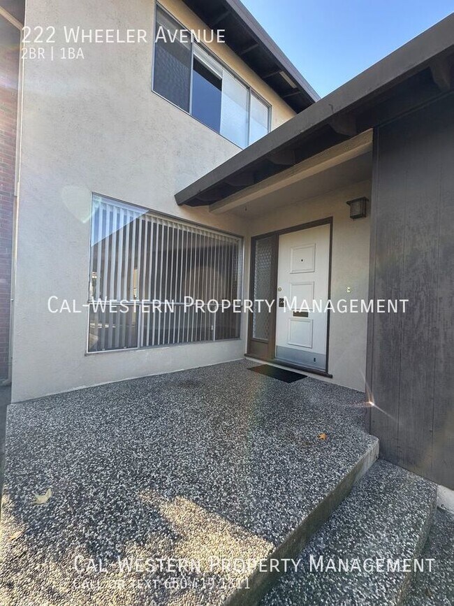 Foto del edificio - Redwood City, duplex!