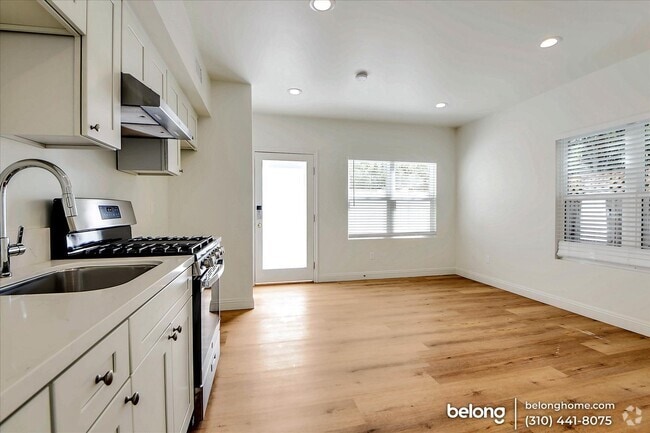Building Photo - 2205 Camden Ave