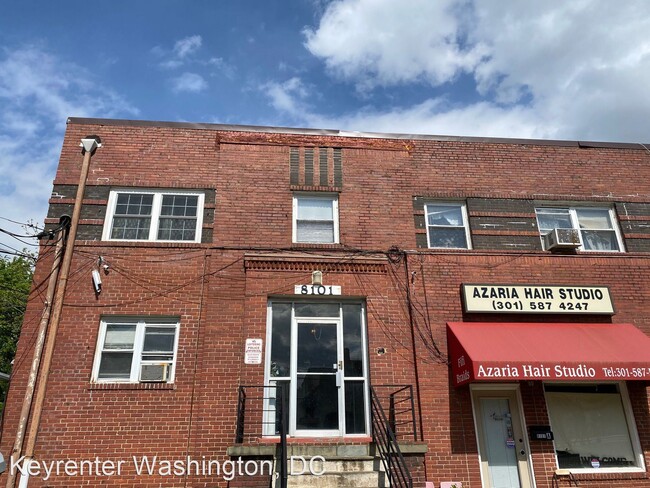Building Photo - 8101 Schrider St