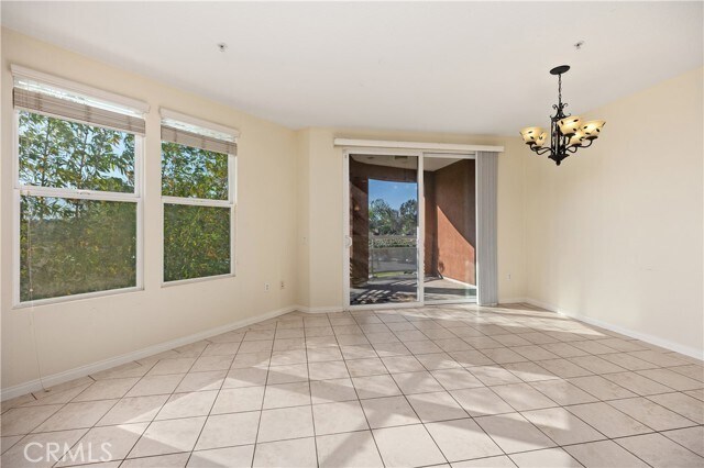 Foto del edificio - 12664 Chapman Ave