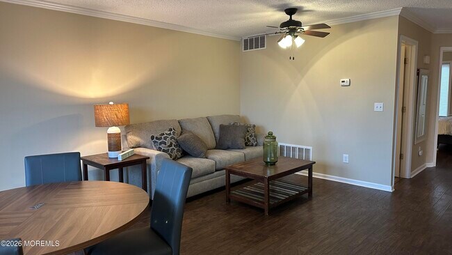 Foto del edificio - 1820 Pennsylvania Ave E