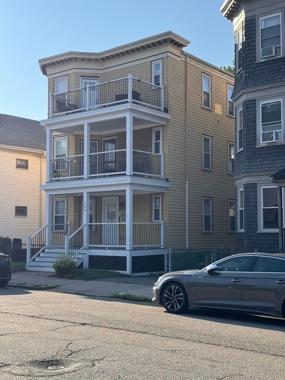 Foto del edificio - 144 Minot St