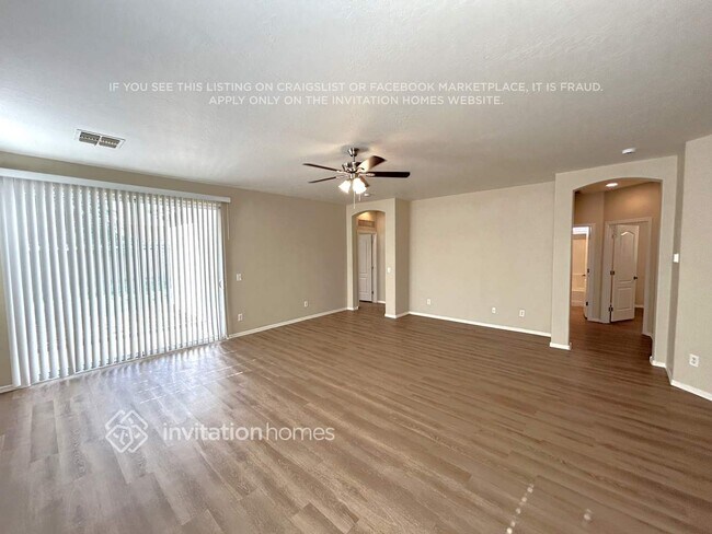 Foto del edificio - 7412 W Ellis St