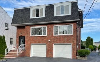 Building Photo - 10 Riverside Ave