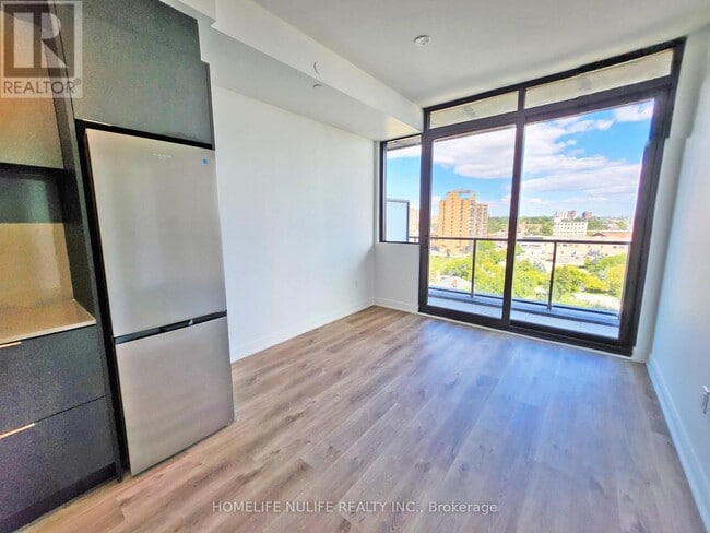 Building Photo - 3009 Novar Rd