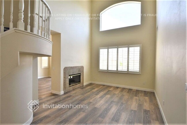 Building Photo - 10100 Crest Brook Pl