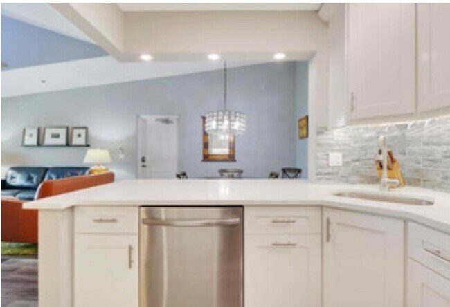 Foto del edificio - 4492 NE Ocean Blvd