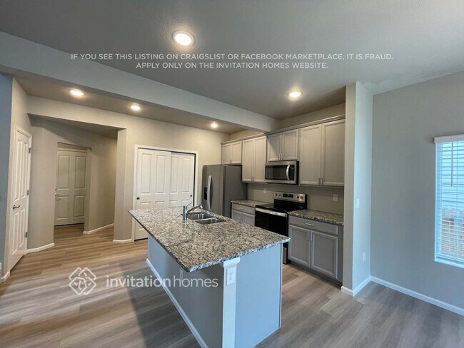 Foto del edificio - 11256 House Finch Ln