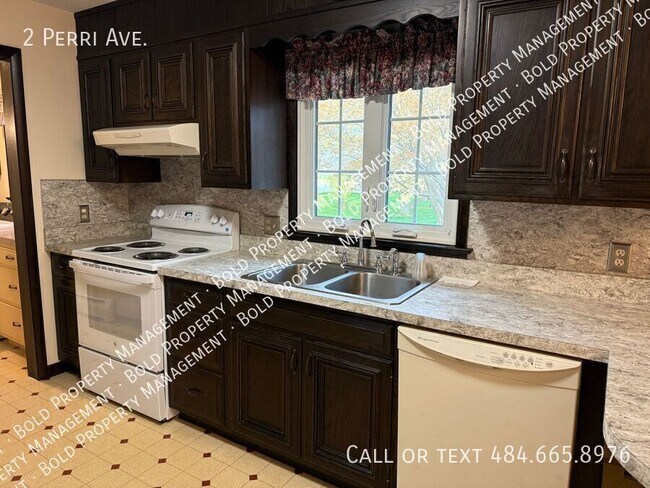 Foto del edificio - 2 Perri Ave