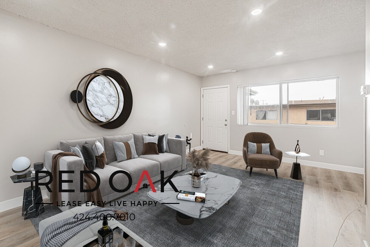 Foto principal - 6525 S Victoria Ave