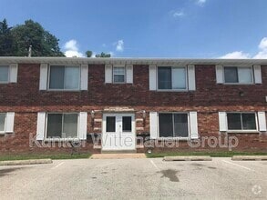 Building Photo - 1705 Jamestown Rd