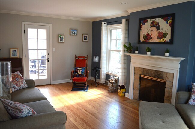 Foto del edificio - 4145 Hiawatha Dr