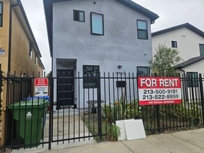 Building Photo - 10422 1/2-10422 1/2 Graham Ave