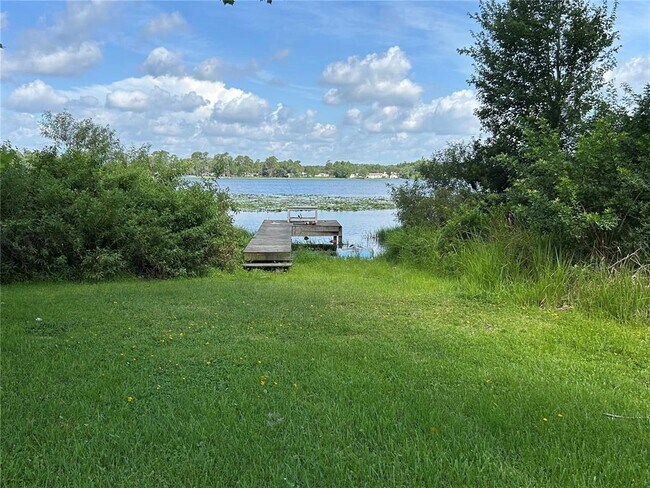 Foto del edificio - 306 Lake Millsite Rd