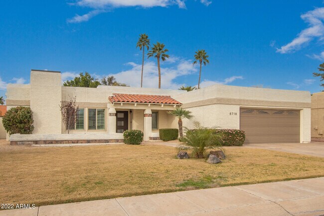Foto del edificio - 8718 E San Bruno Dr