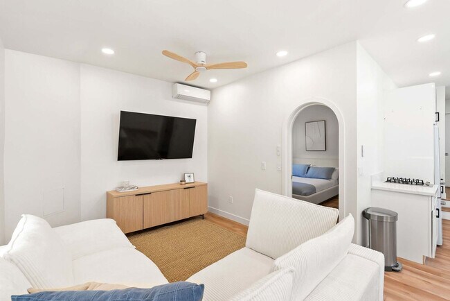 Foto del edificio - 362 Gravilla St