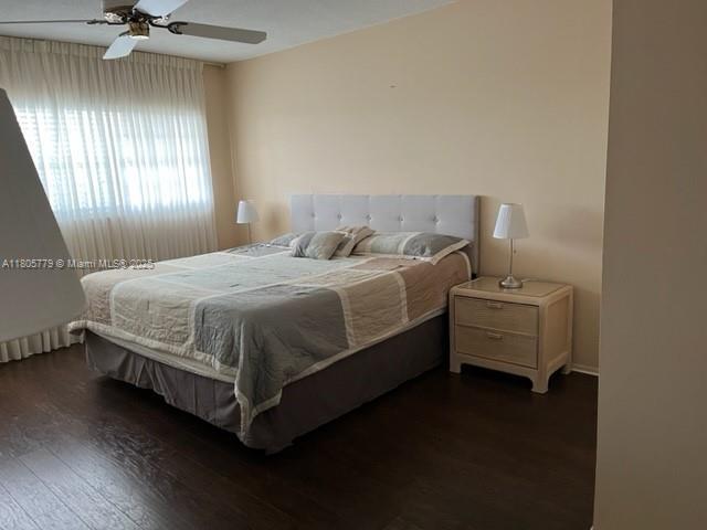 Foto del edificio - 3150 N Palm Aire Dr