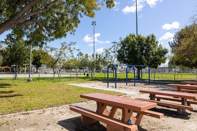 Van Ness Recreation Center has plenty of amenities for Park Mesa Heights residents.