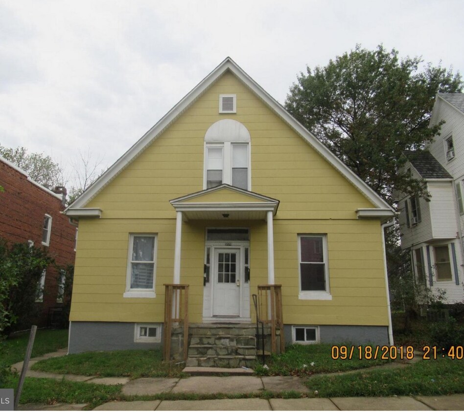 Foto principal - 204 S Augusta Ave