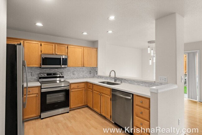 Foto del edificio - Lovely 3 BD | 2.5 BA | Single Family Home in North Bethany's Kaiser Woods Neighborhood | Upgrades...