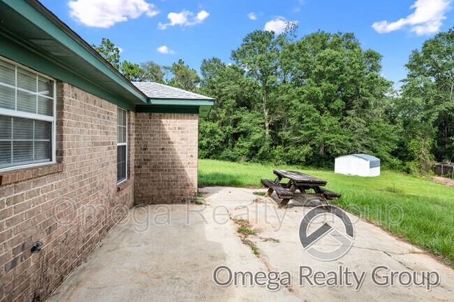 Building Photo - 6805 Gran Forest Dr
