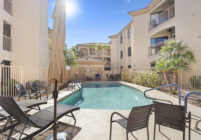 Building Photo - 16631 E El Lago Blvd