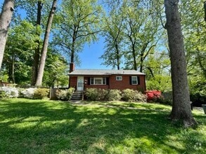 Building Photo - 3700 Woodridge Ave