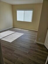 Building Photo - 225 W El Norte Pky