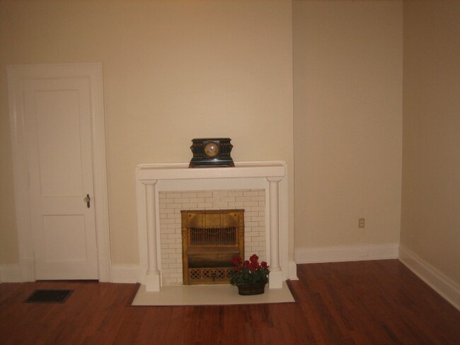 Foto del edificio - 400 Ridge Ave