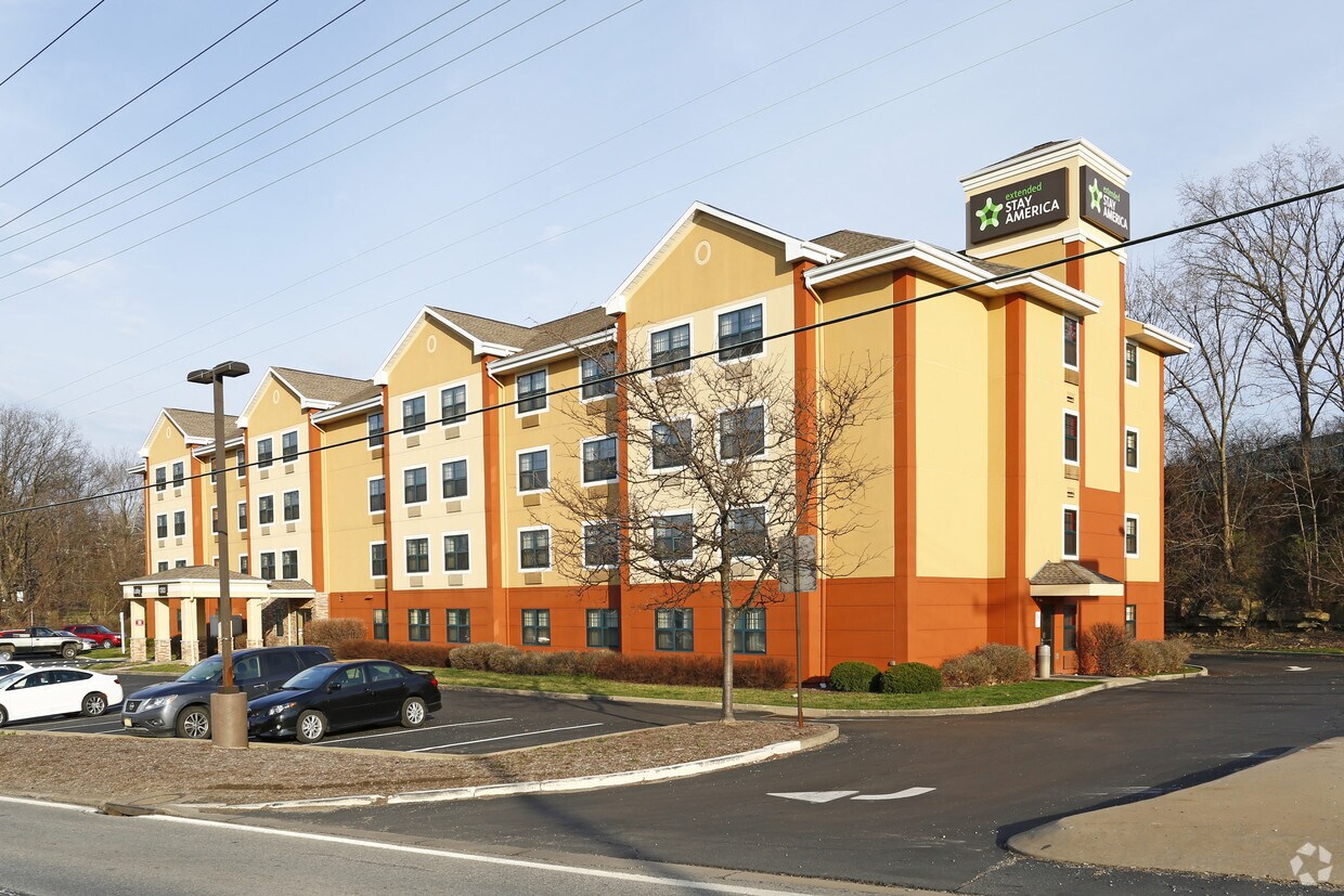 Furnished Studio West Mifflin Apartments Pittsburgh, PA